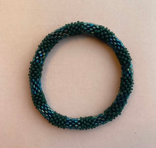 Load image into Gallery viewer, NEWS - PINE GREEN BRACELET
