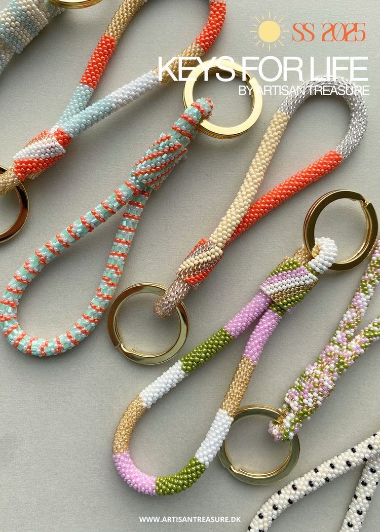 TOSCANA KEYRING