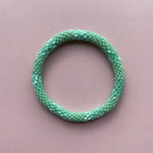 Load image into Gallery viewer, NYHED - MINT SHIMMER BRACELET
